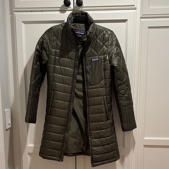 Patagonia Jackets & Blazers - Patagonia Forest Green Quilted Jacket